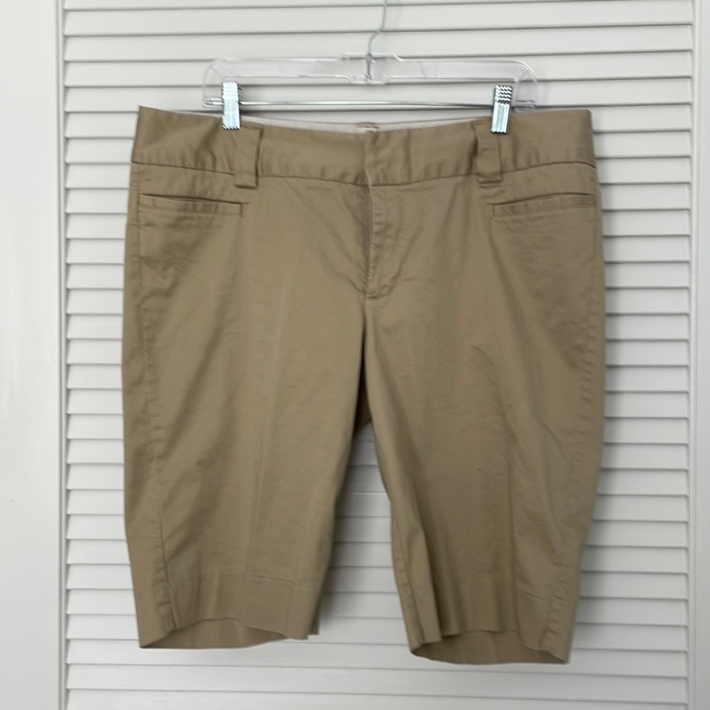 Ana Women’s Shorts Size 16